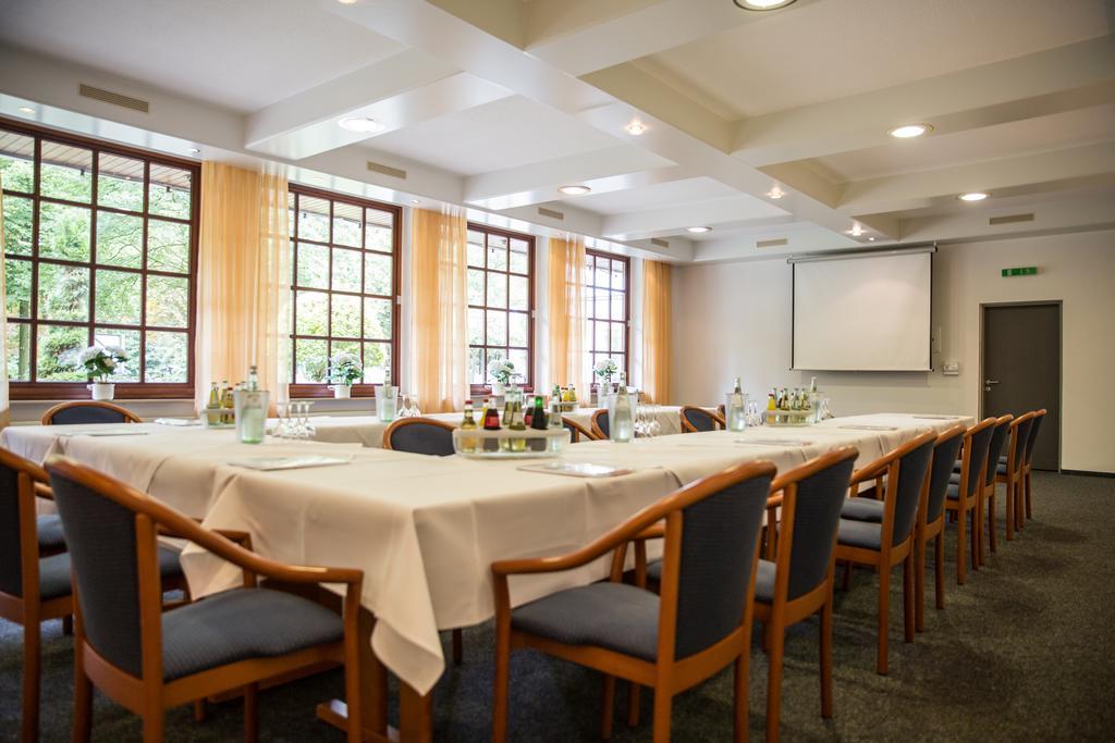 לייר Hotel Ostfriesen Hof מראה חיצוני תמונה